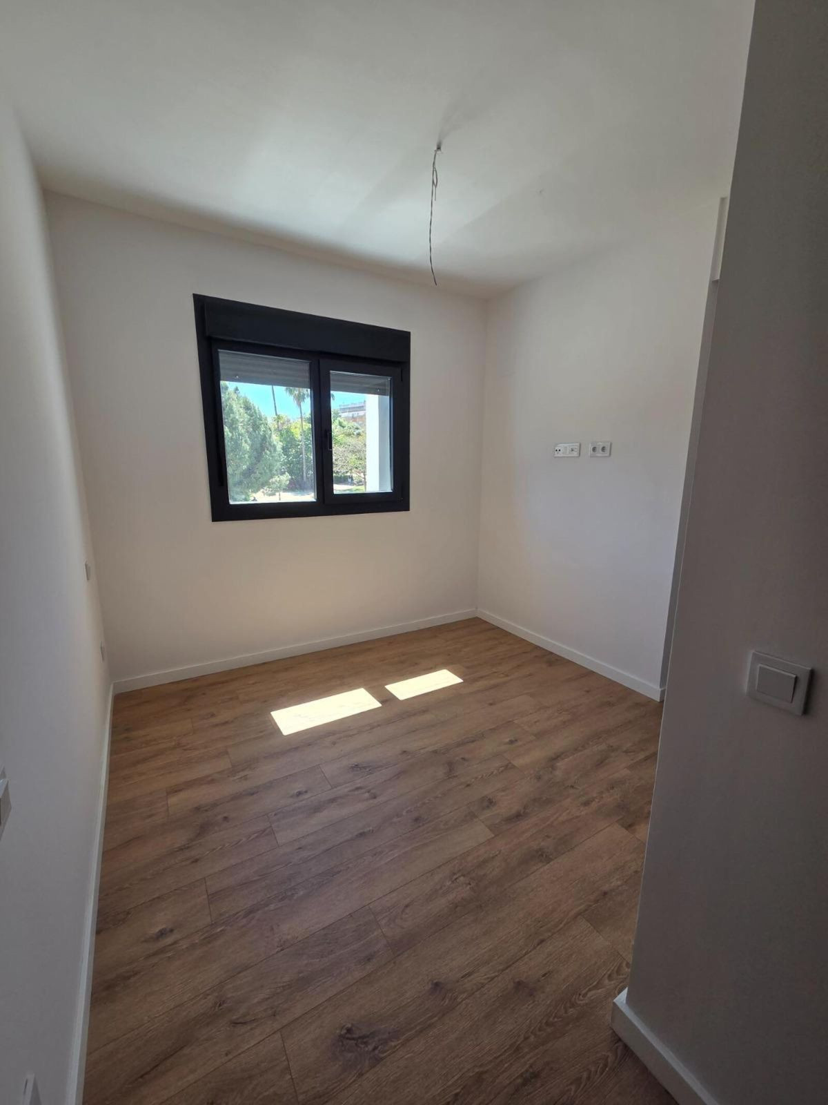 3 Bedroom Apartment for Sale in Estepona — view 17