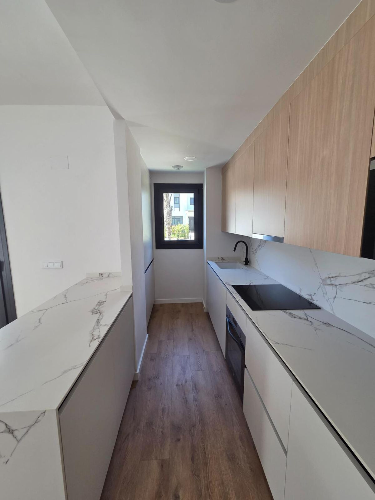 3 Bedroom Apartment for Sale in Estepona — 6