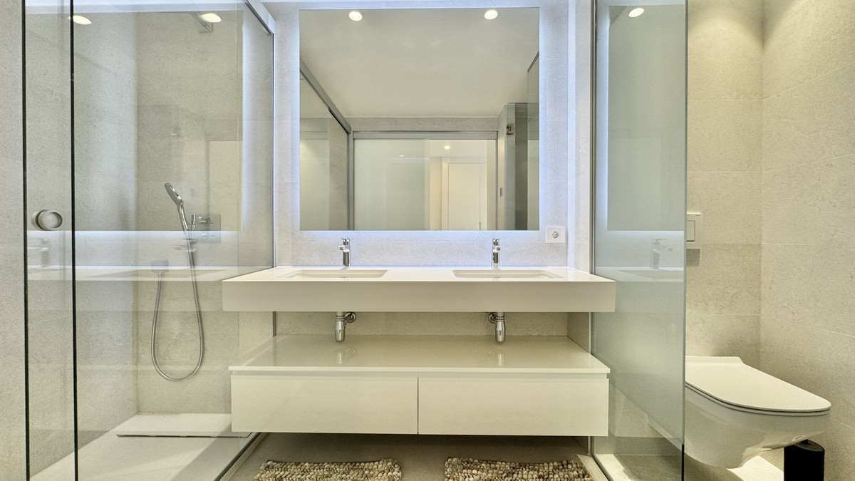 3 Bedroom Apartment for Sale in Selwo — view 15