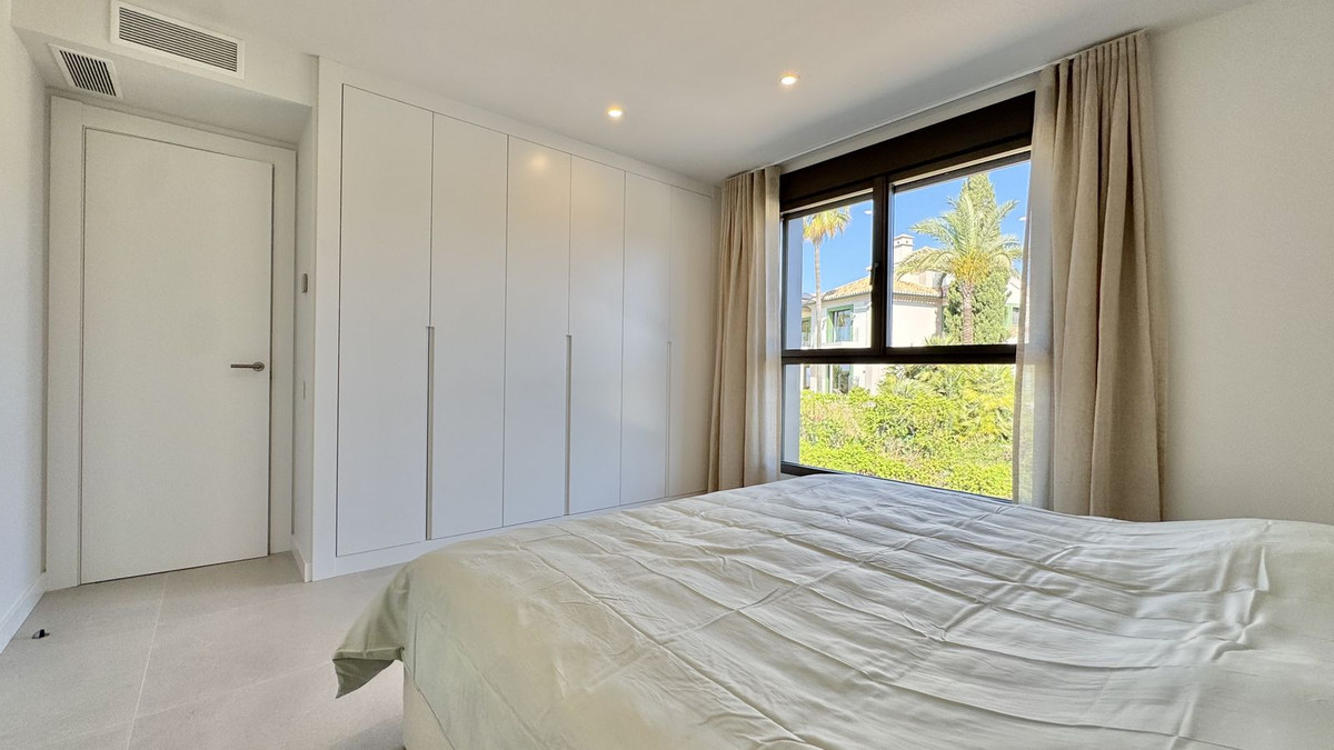 3 Bedroom Apartment for Sale in Selwo — view 18