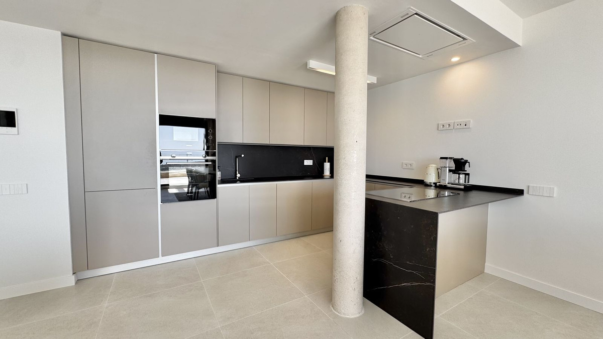 3 Bedroom Apartment for Sale in Selwo — 5