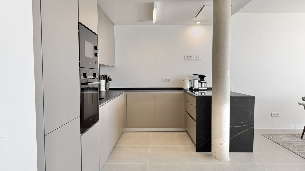 3 Bedroom Apartment for Sale in Selwo — 6