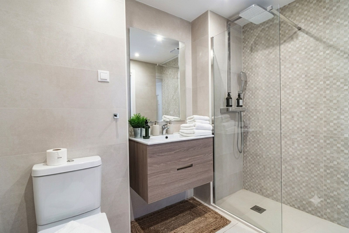 3 Bedroom Apartment for Sale in Nueva Andalucía — view 15
