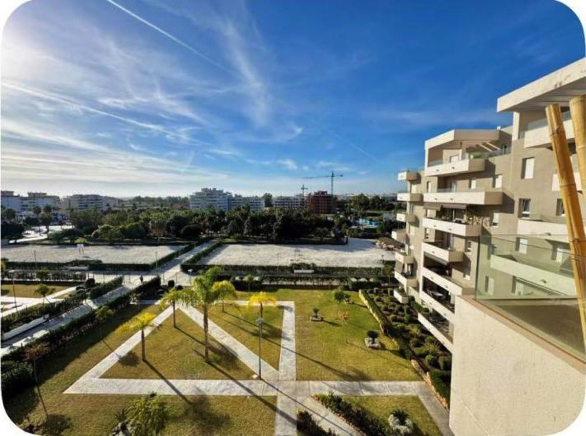 3 Bedroom Apartment for Sale in Nueva Andalucía — view 19