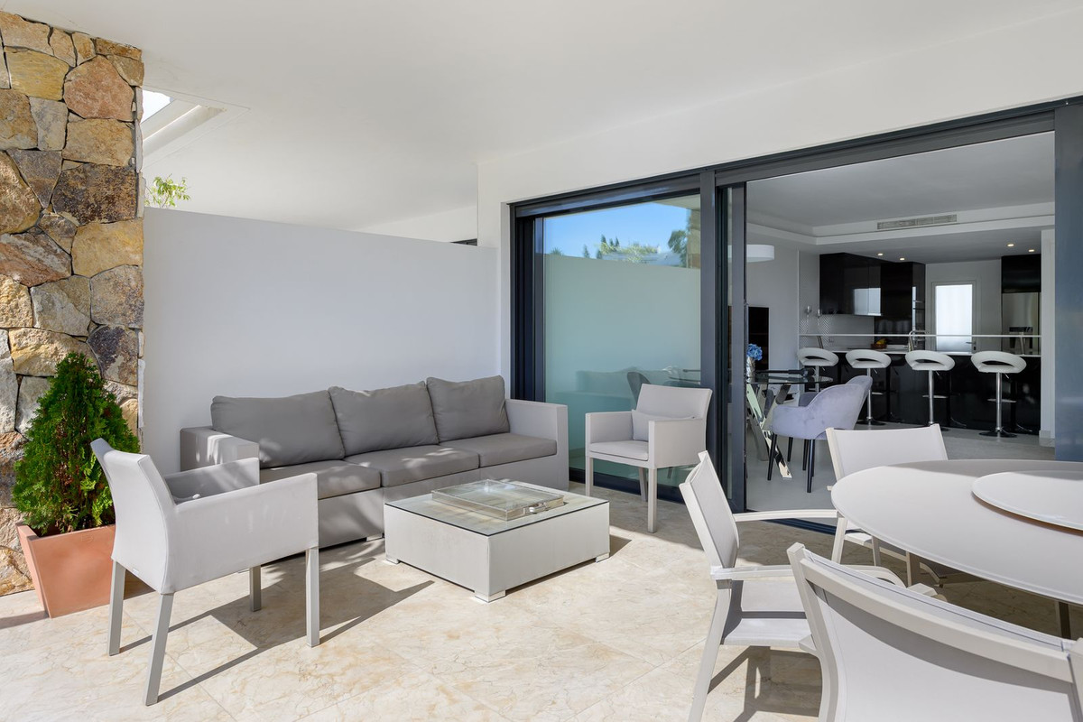 3 Bedroom Villa for Sale in The Golden Mile — 9