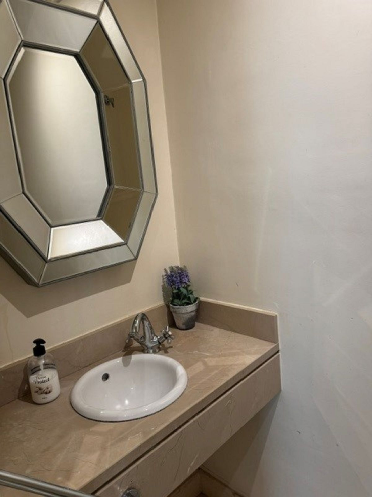 3 Bedroom Villa for Sale in El Paraiso — view 4