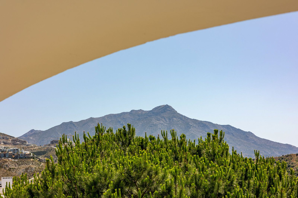 3 Bedroom Apartment for Sale in La Quinta — view 20