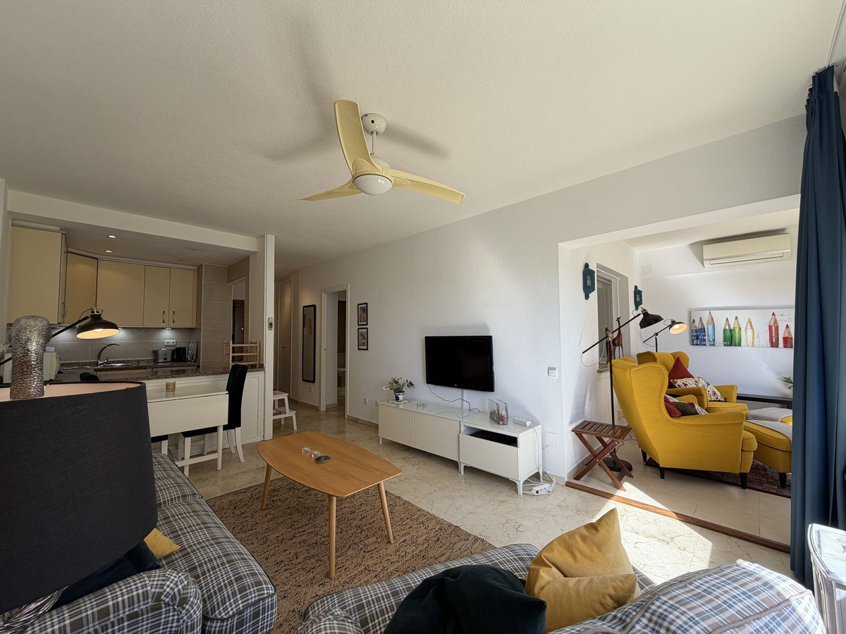 1 Dormitorios Apartamento en Venta en Estepona — view 11
