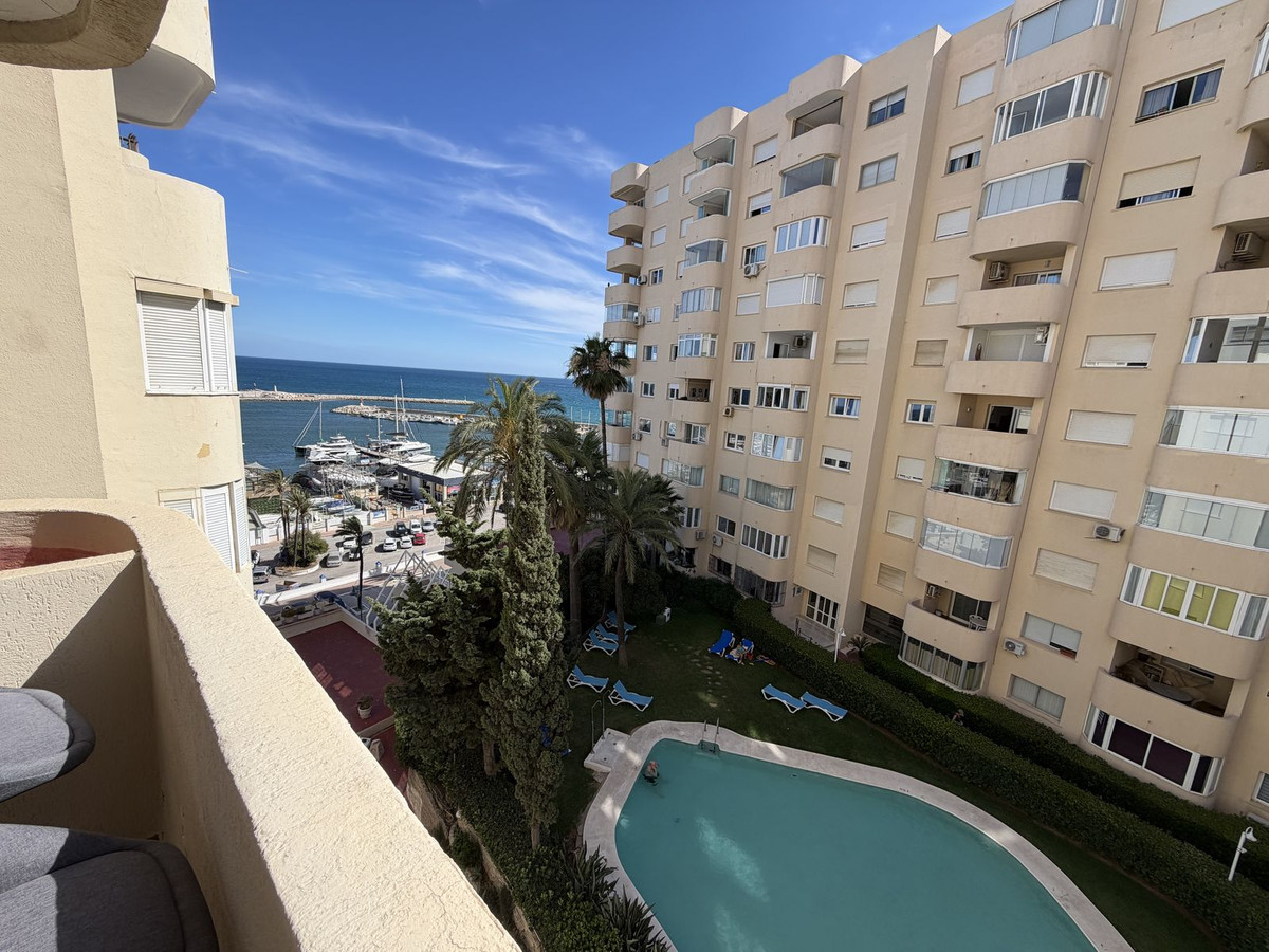1 Dormitorios Apartamento en Venta en Estepona — view 18