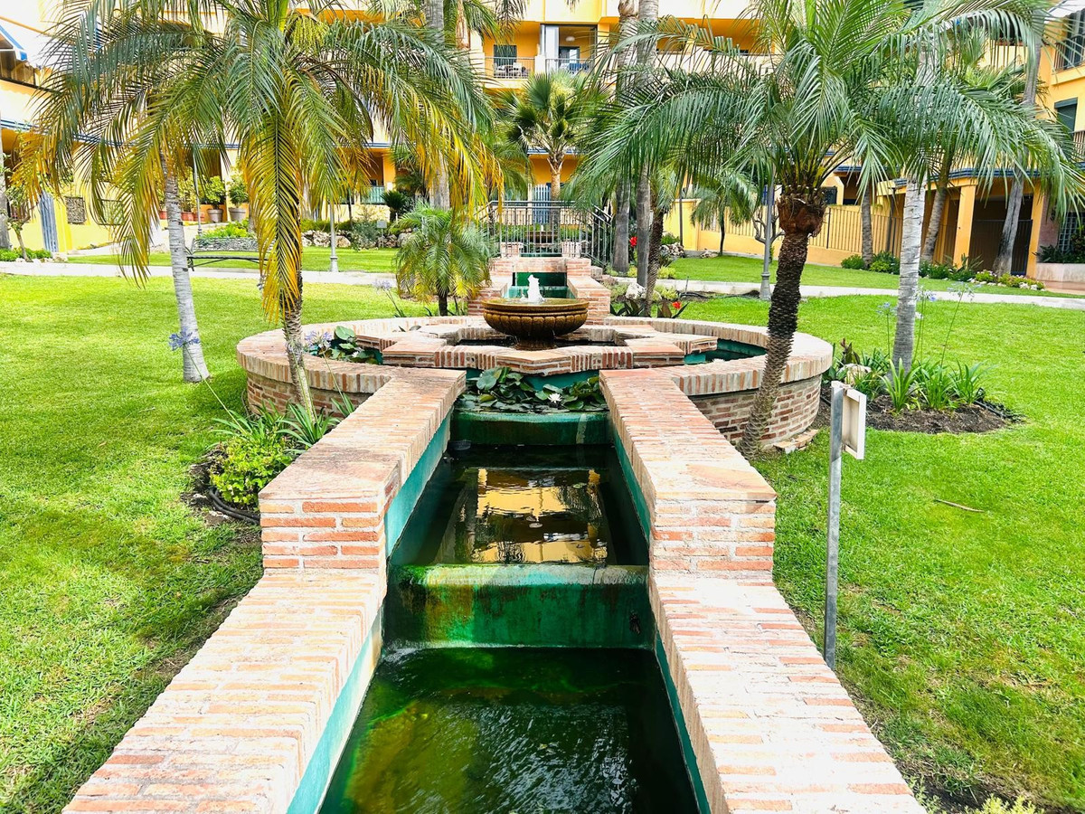 2 Bedroom Apartment for Sale in San Pedro de Alcántara — view 13