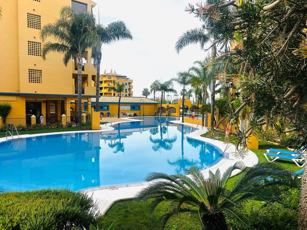 2 Bedroom Apartment for Sale in San Pedro de Alcántara — view 17