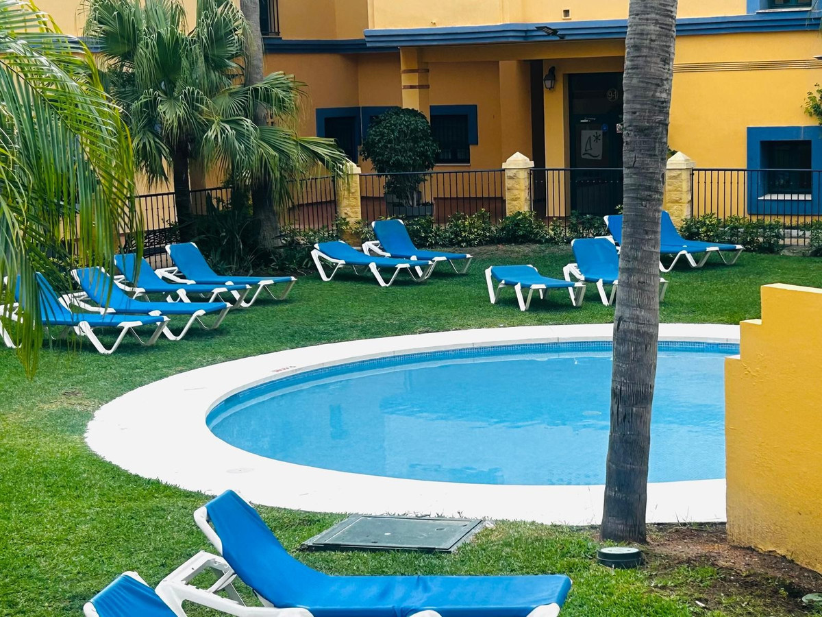 2 Bedroom Apartment for Sale in San Pedro de Alcántara — view 18