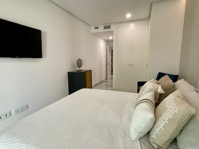 3 Bedroom Apartment for Sale in Marbella — view 12