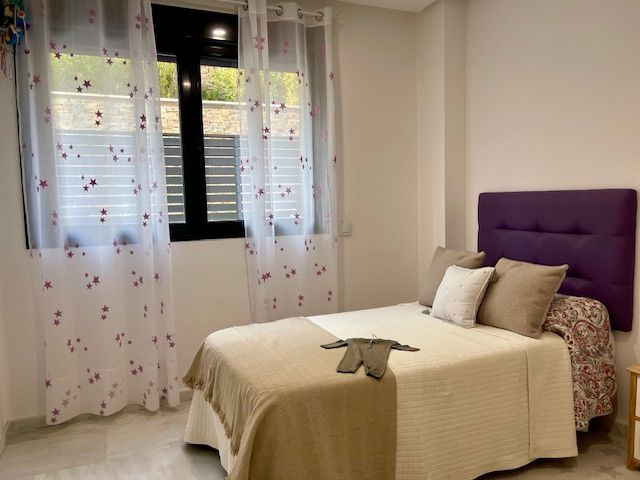 3 Bedroom Apartment for Sale in Marbella — view 16