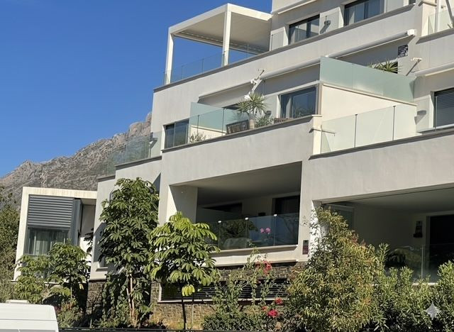 3 Bedroom Apartment for Sale in Marbella — 3