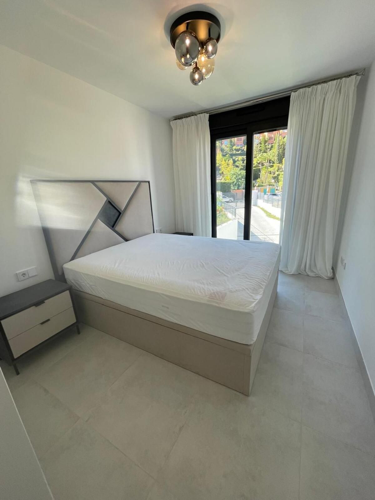 3 Bedroom Apartment for Sale in Estepona — 5