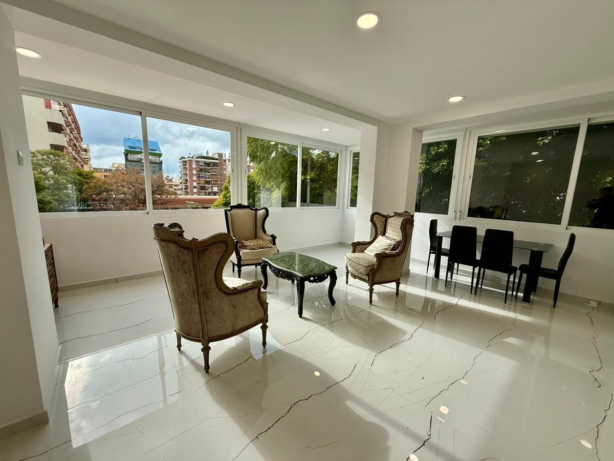 2 Bedroom Apartment for Sale in Marbella