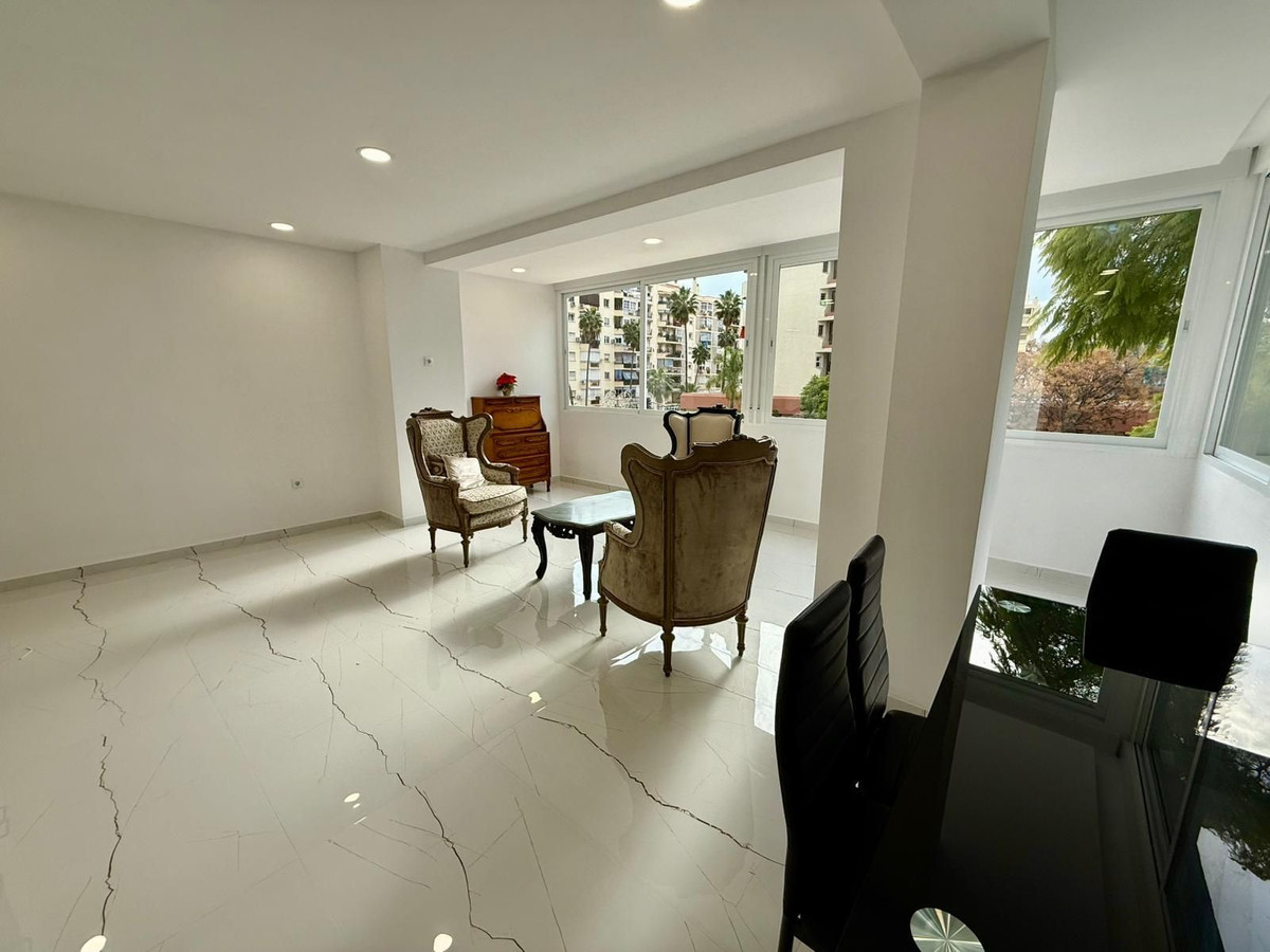 2 Bedroom Apartment for Sale in Marbella — view 2