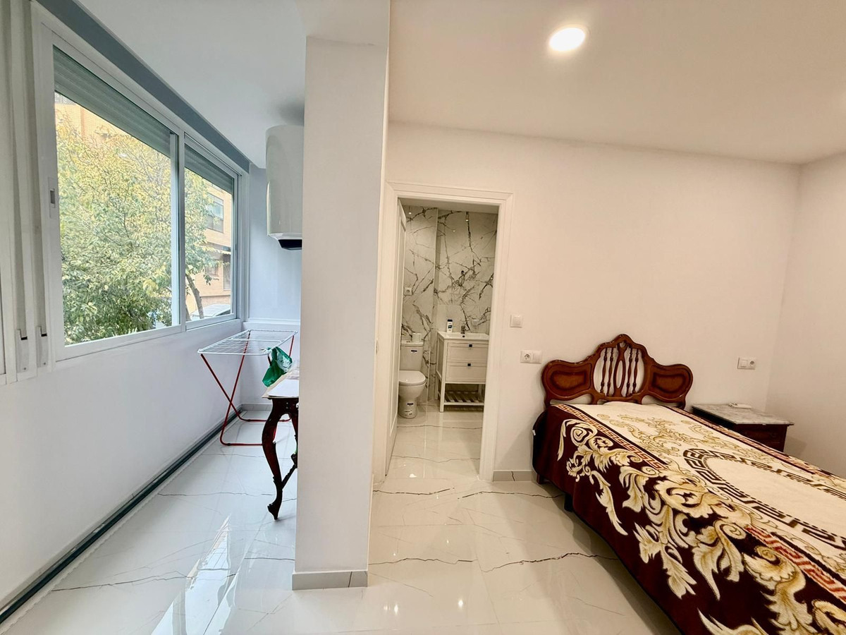 2 Bedroom Apartment for Sale in Marbella — view 11