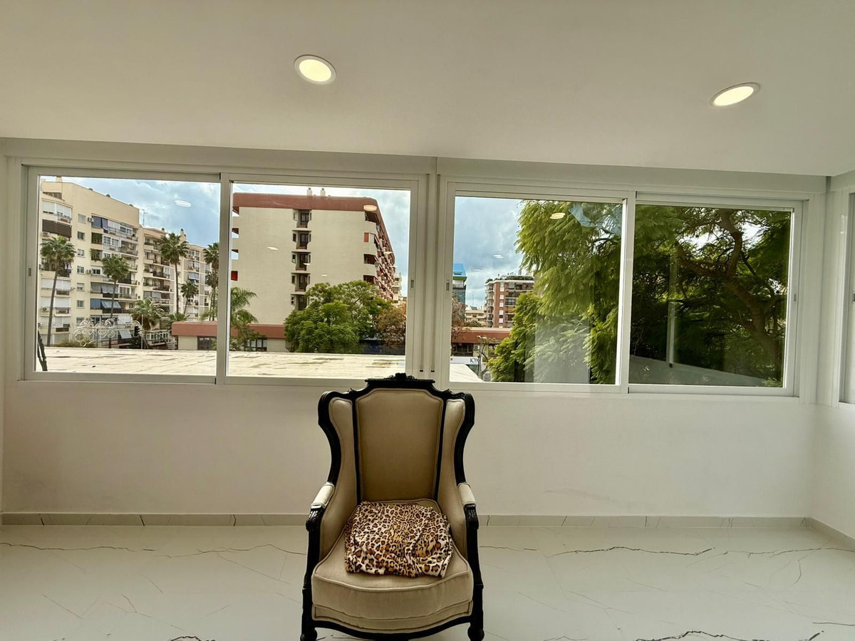 2 Bedroom Apartment for Sale in Marbella — view 6