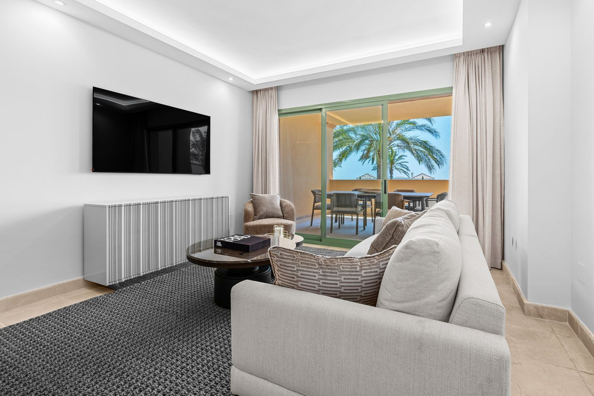 3 Bedroom Apartment for Sale in Los Flamingos — view 6