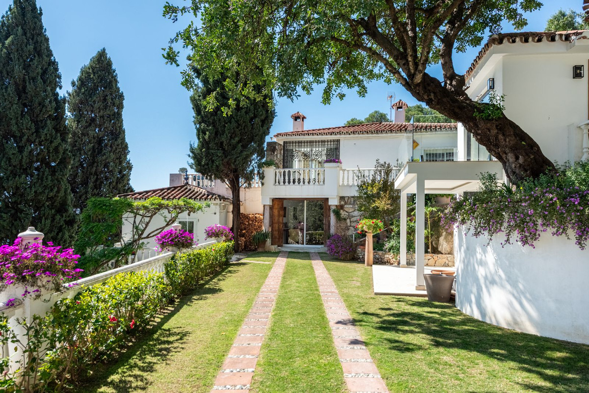 5 Dormitorios Villa en Venta en Marbella — view 16