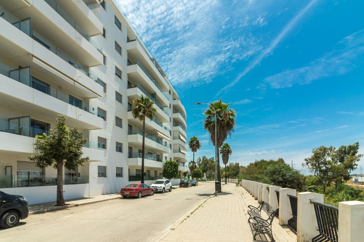 2 Bedroom Apartment for Sale in Nueva Andalucía — view 6