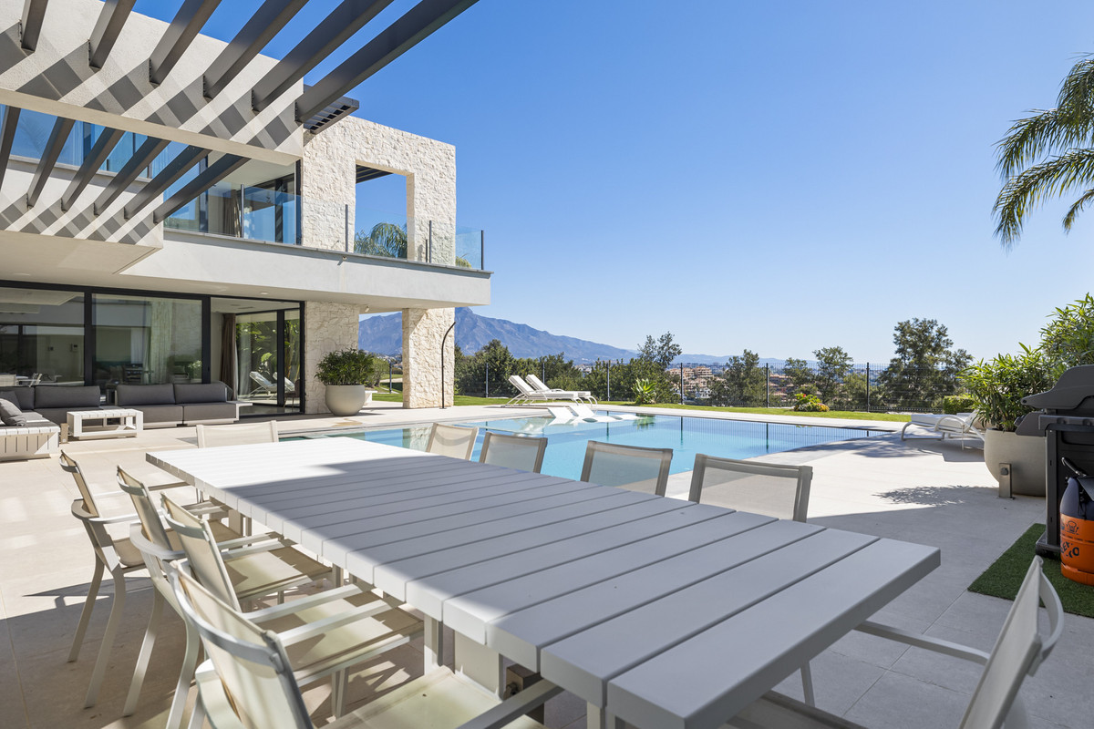 5 Bedroom Villa for Sale in Benahavís — view 18