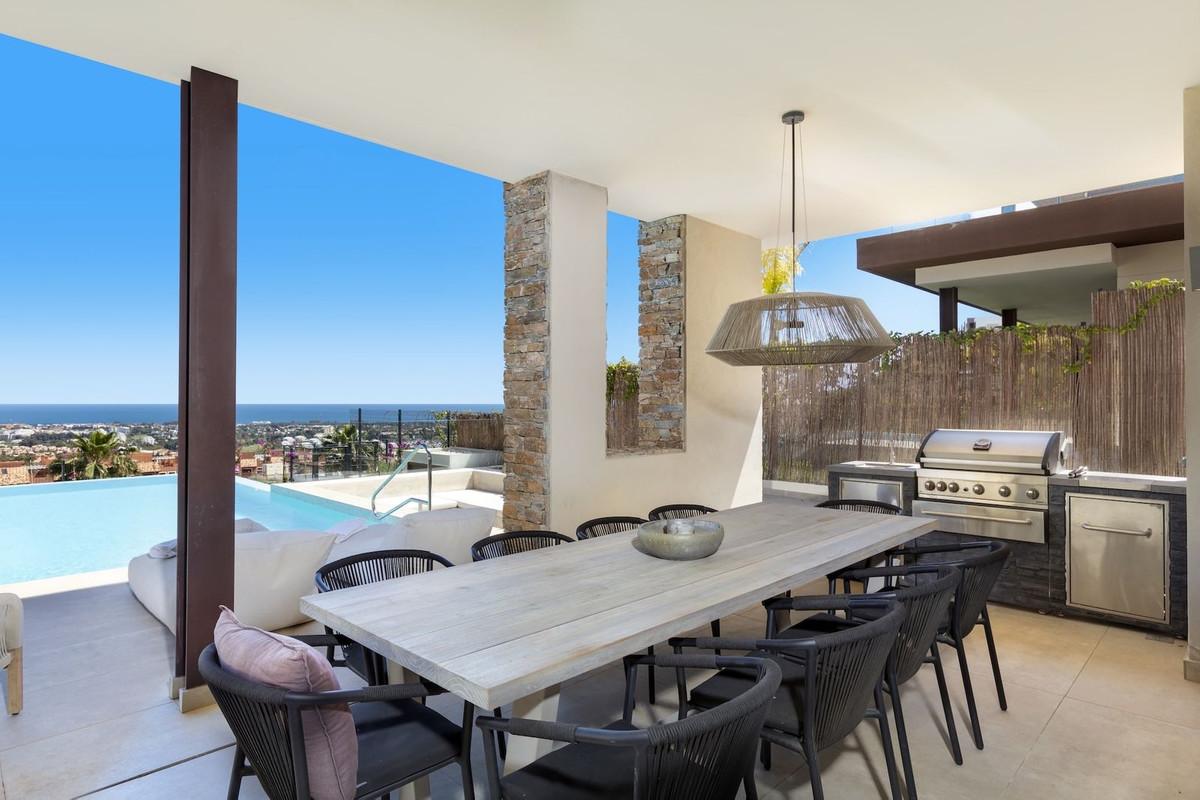 5 Chambres Villa à Vendre à Benahavís — view 3