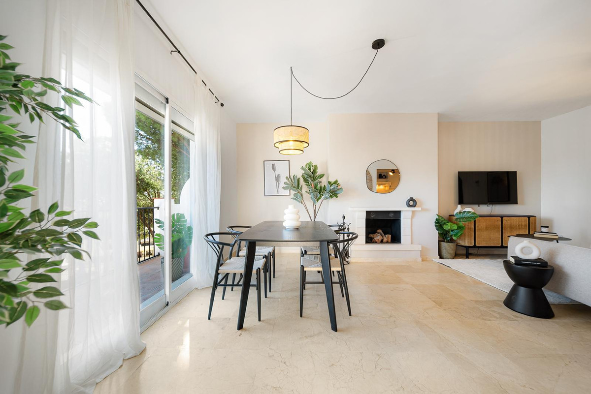 2 Bedroom Apartment for Sale in Nueva Andalucía — view 13