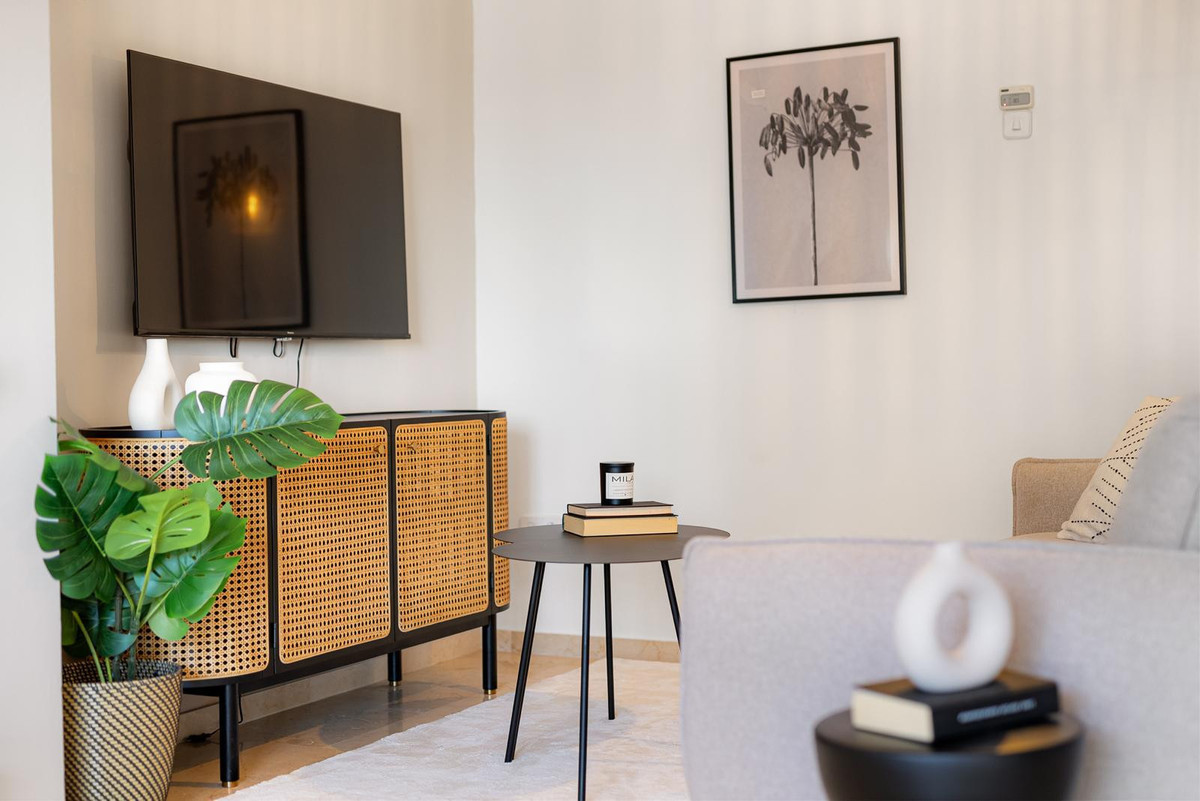 2 Bedroom Apartment for Sale in Nueva Andalucía — 5