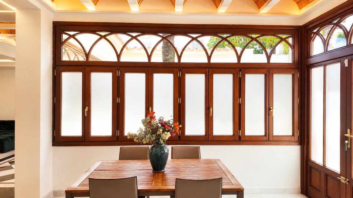 3 Bedroom Villa for Sale in The Golden Mile — view 14