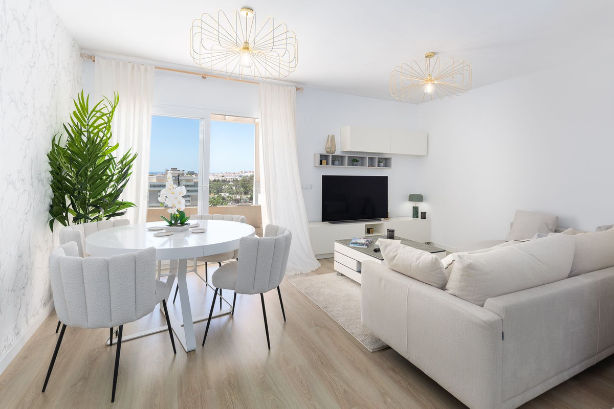 4 Bedroom Apartment for Sale in Nueva Andalucía