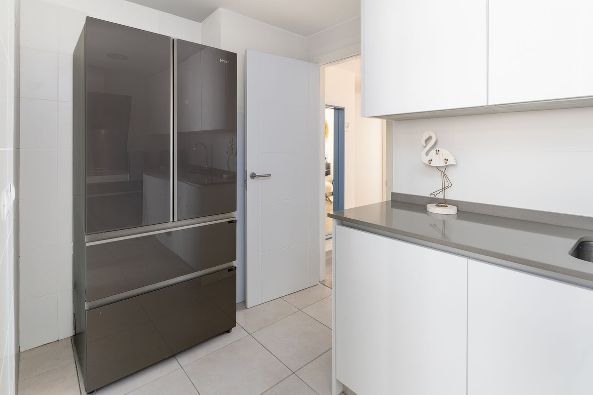 4 Bedroom Apartment for Sale in Nueva Andalucía — view 11