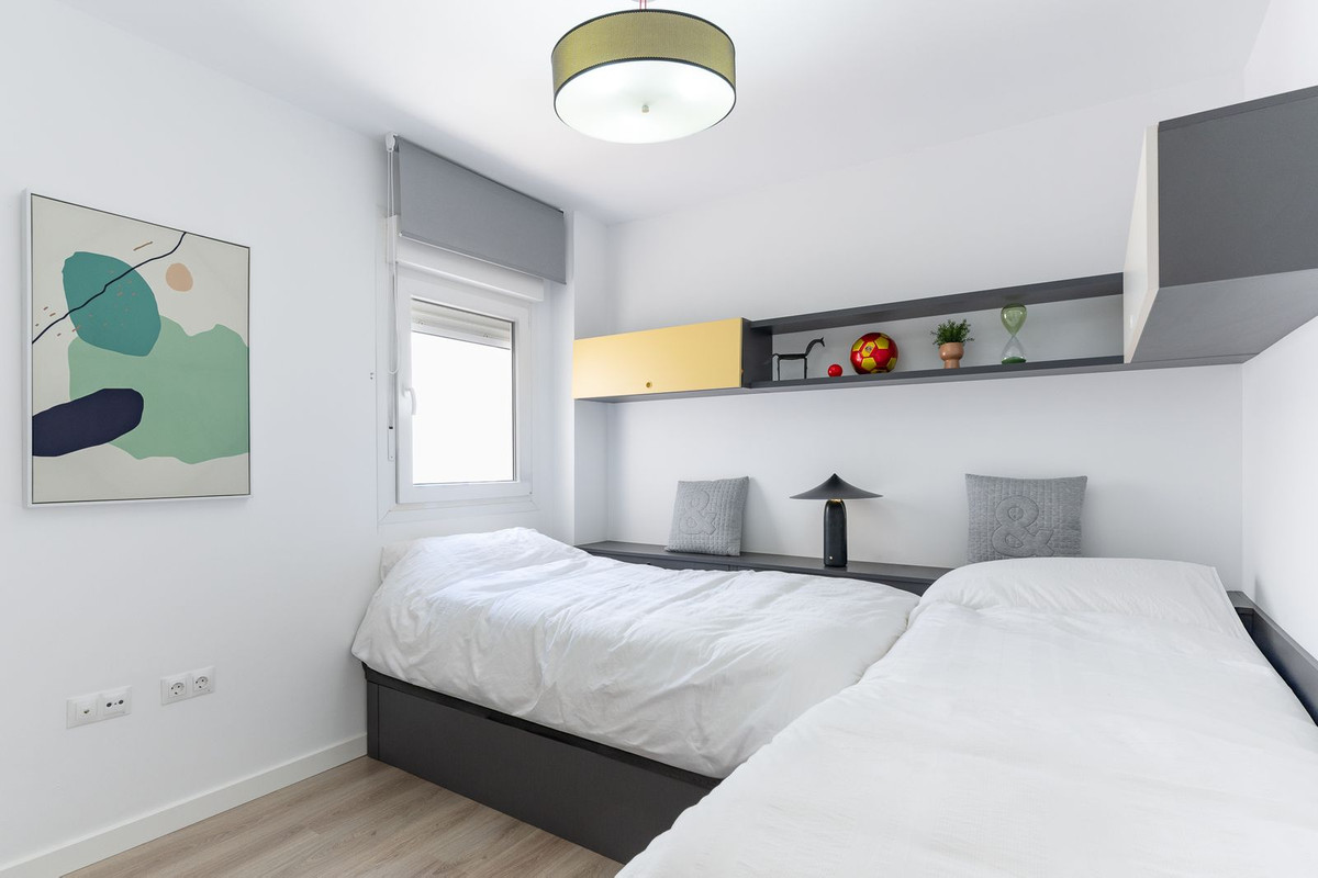 4 Bedroom Apartment for Sale in Nueva Andalucía — view 18
