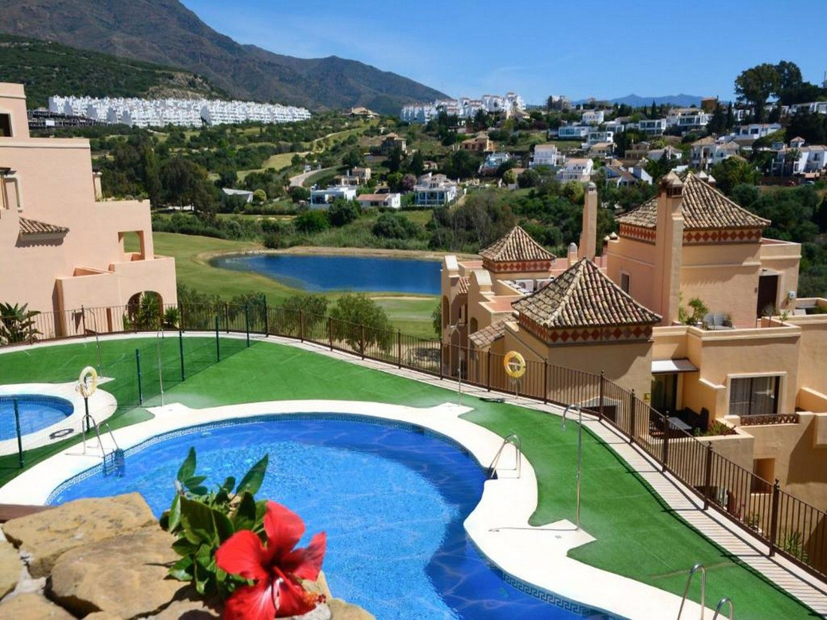 3 Bedroom Villa for Sale in Estepona — 3