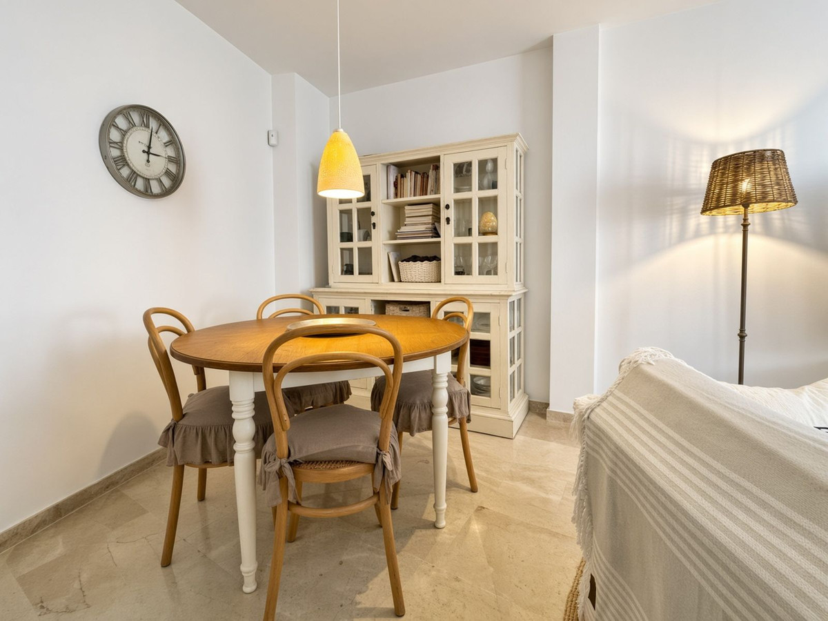 3 Bedroom Apartment for Sale in Marbella — view 14