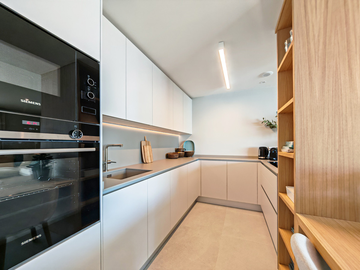 3 Bedroom Apartment for Sale in Selwo — view 8