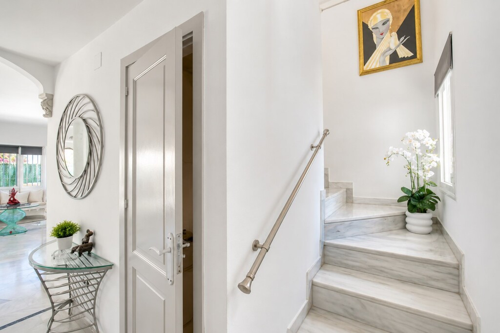 4 Bedroom Villa for Sale in Atalaya — view 18