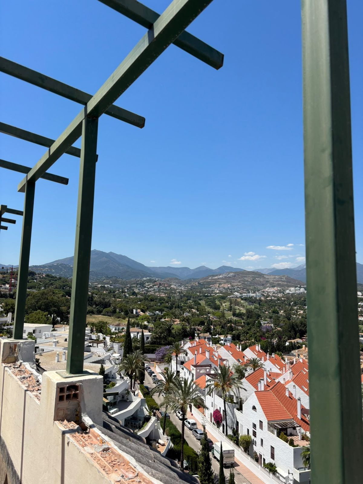 2 Bedroom Apartment for Sale in Nueva Andalucía — view 11