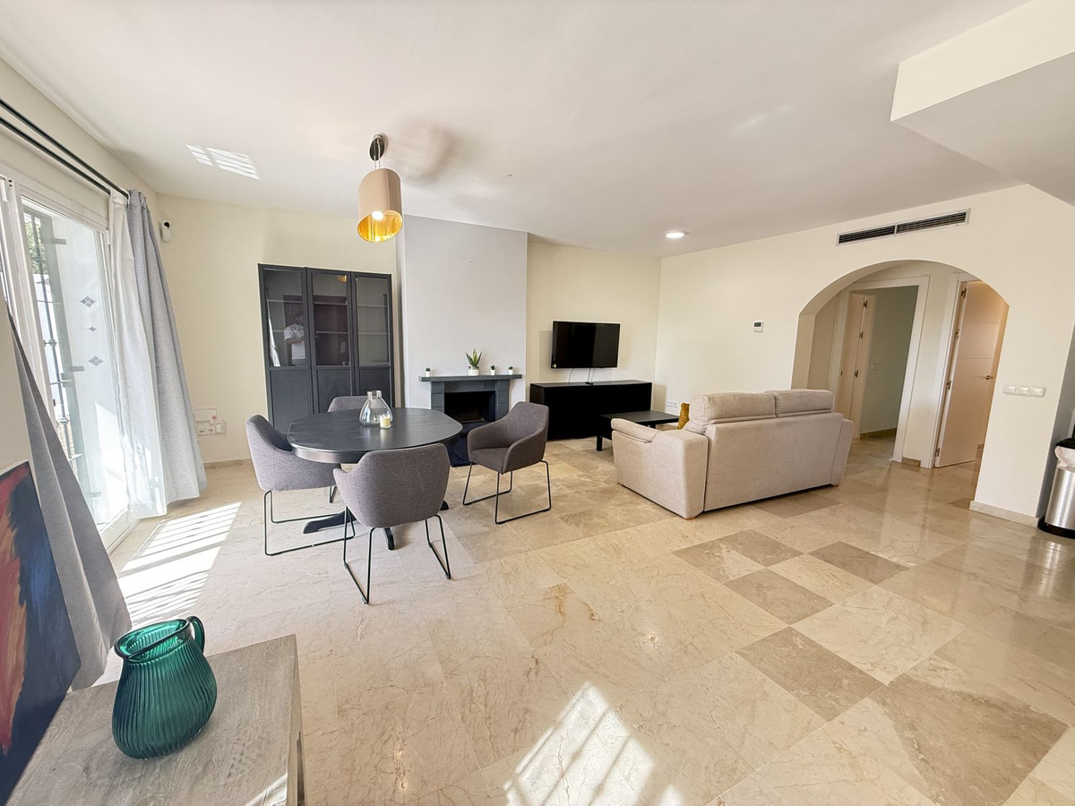 2 Bedroom Apartment for Sale in Aloha