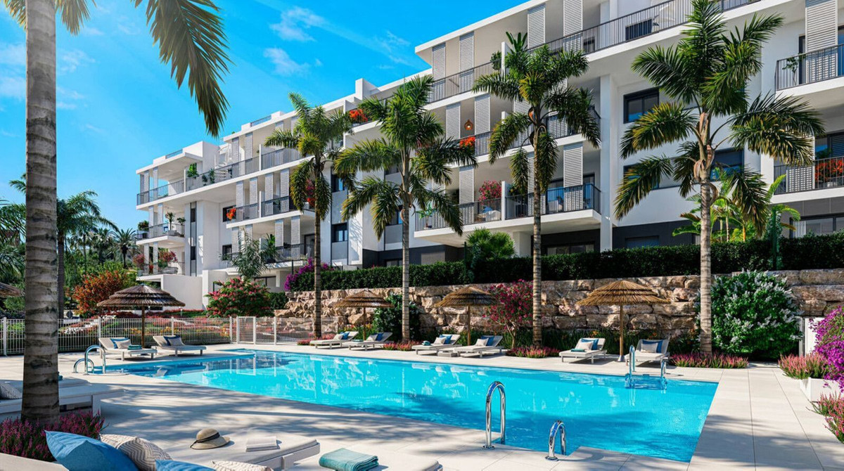 2 Bedroom Apartment for Sale in Estepona