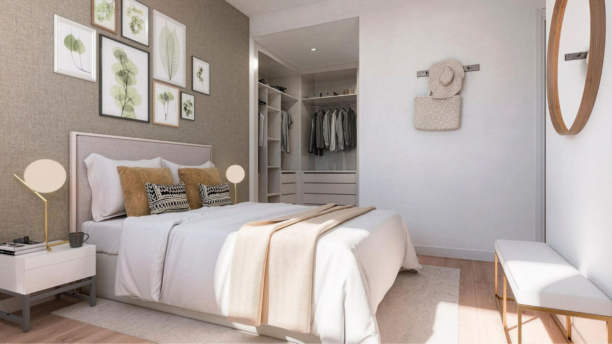 2 Bedroom Apartment for Sale in Estepona — view 12