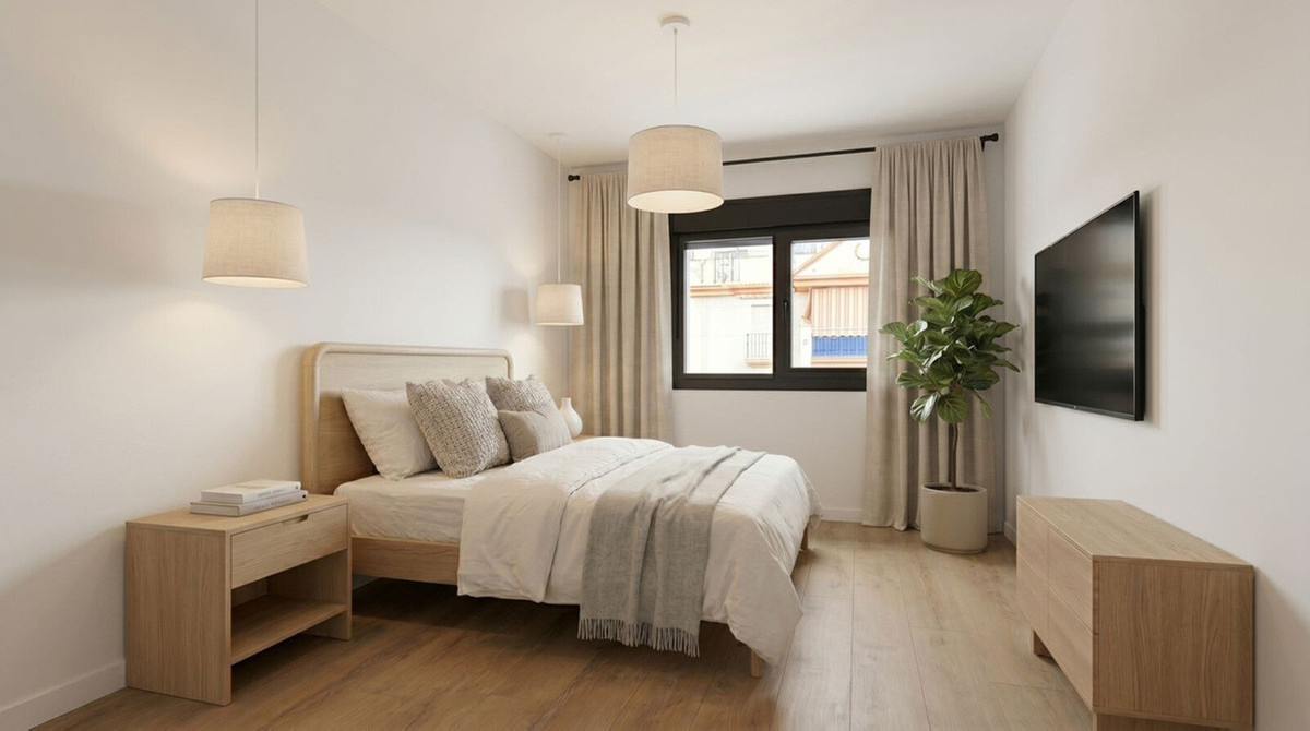 2 Bedroom Apartment for Sale in Estepona — view 10