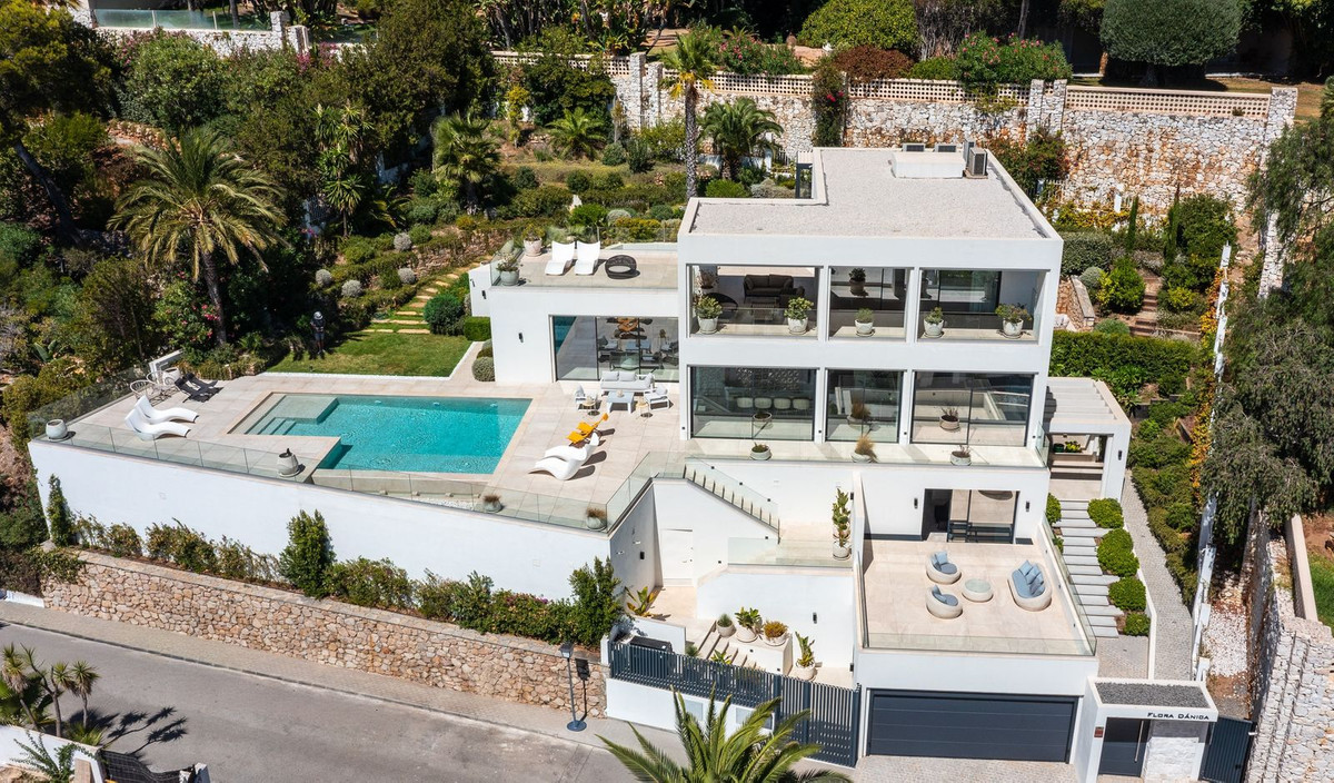 4 Bedroom Villa for Sale in Marbella — view 13