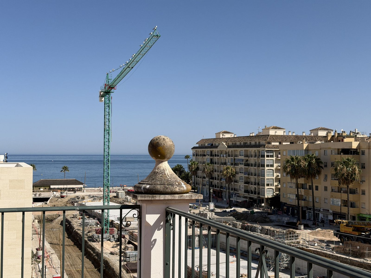 2 Bedroom Apartment for Sale in Estepona — view 17