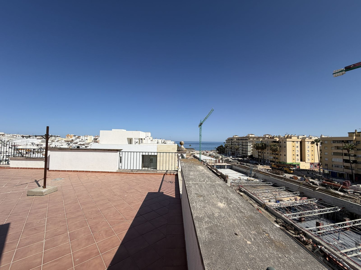 2 Bedroom Apartment for Sale in Estepona — view 20