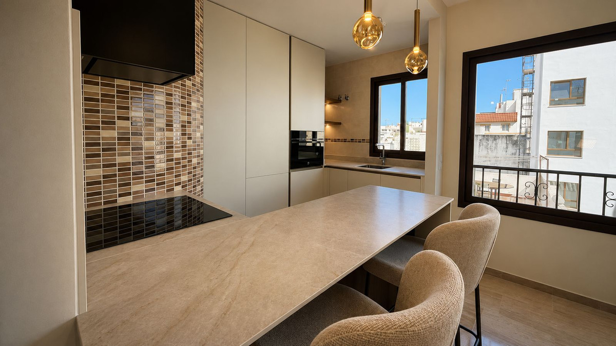 2 Bedroom Apartment for Sale in Estepona — 4