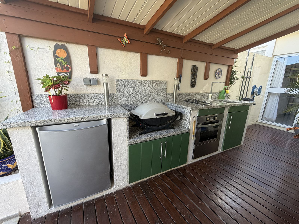 4 Bedroom Townhouse for Sale in Aloha — 6