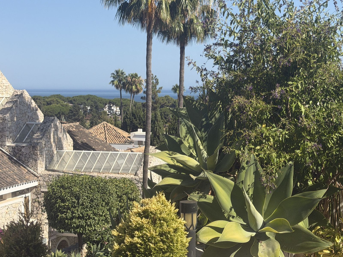 4 Bedroom Townhouse for Sale in Aloha — view 10